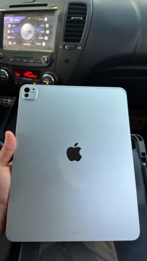 I pad pro 13 -inch (m5) ايباد برو 13 الانش