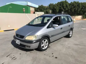 Used Opel Zafira in Tripoli