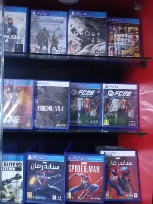 سيديات و العاب بلايستيشن فور و فايف مستخدم و جديد