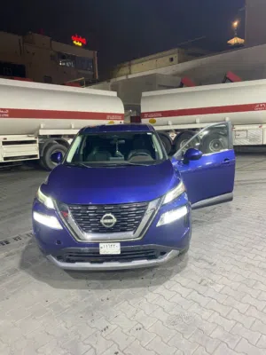 Used Nissan Rogue in Basra