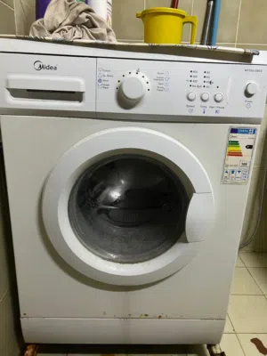 midea washing machine in used condition 10 kd