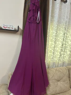 ًفساتين  سهرة لبسة واحدة كتير حلوين