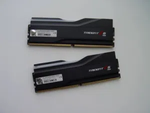 G.SKILL Trident Z5 RGB Series 32GB (2x16GB) DDR5 RAM 7200MT/S CL30 Memory Kit - Black
