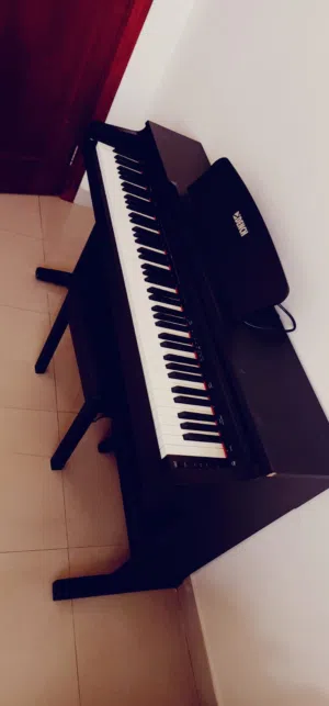 Dench Piano