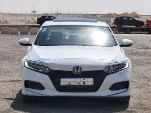 هوندا اكورد 2018 للبيع