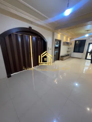 شقة سوبر ديلوكس - 3نوم - 190م - مطلة - قرب الخدمات - موقع مميز / ضاحية النخيل