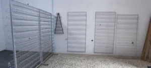 استاندات دسكات للبيع بمختلف الأسعار والأحجام