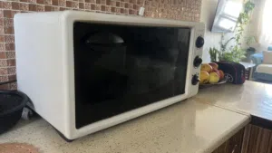 اوفن مستخدم نظيف شرط الفحص وبي مجال بسيط