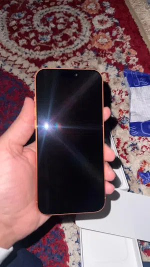 Selling iPhone 17 pro max 512 gb Cosmic orange