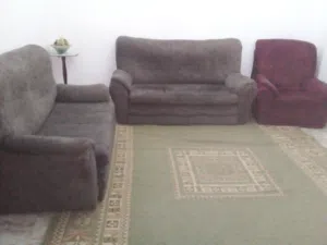 صالون  تركى ينفتح سرير  مستعمل استعمال  نظيف  لا زال  فى حاله  جيده جدا للبيع