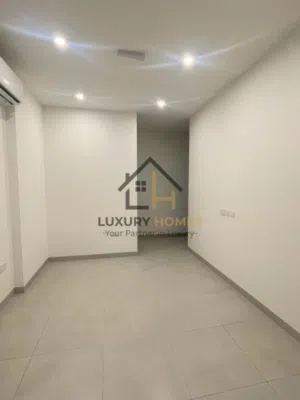 2 BHK Apartment in Al-Ghubra / شقة غرفتين وصالة في الغبرة