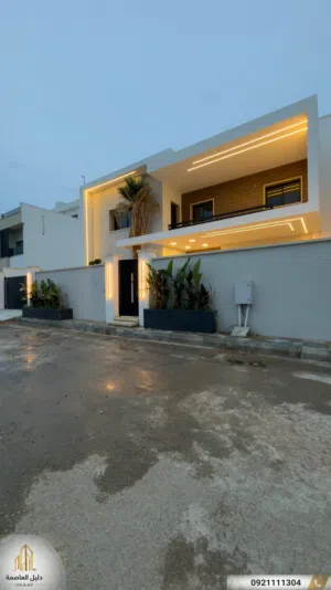 تصميم عصري بلمسة هندسية العرض محدود