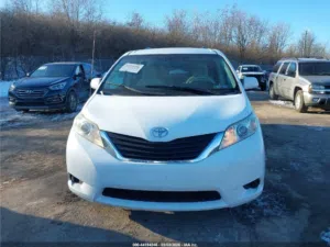 Toyota Sienna Model 2011 Color White Interior Color Gray American car VCC FOR SALE