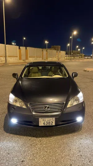 للبيع لكسز 2008