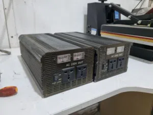انفيرتر ac 230v فولت للبيع مستعمل