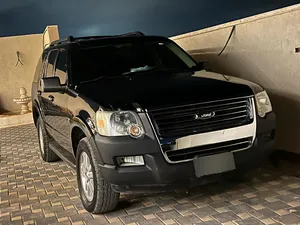 used-ford-explorer-in-qalqilya