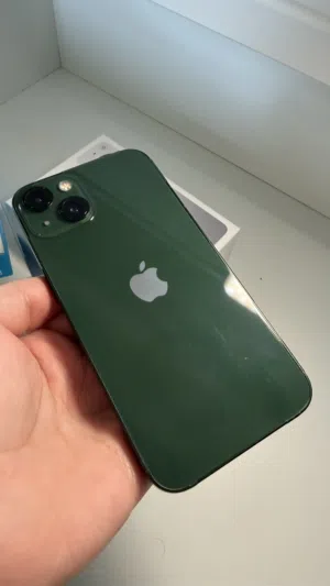 Apple iPhone 13 128 GB in Al Dhahirah