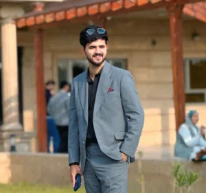 أبو شاهين البخاتري 