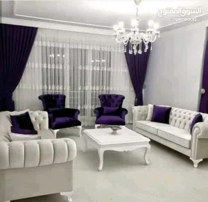 طقم كنب كابتوني 7 مقاعد خشب لاتيه أبيض سفينج ضغط عالي قماش مخمل فخم خدمة توصيل متوفرة لجميع المحافظا