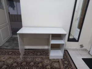 طاوله كيمنك بيضه تتحمل وزن عالي جدا
