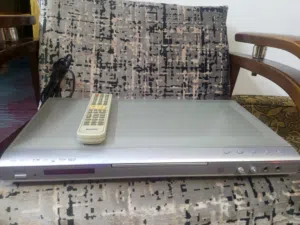 جهاز DVD بحاله الوكاله مع ريموت نوع سانيو شغال ميه ميه