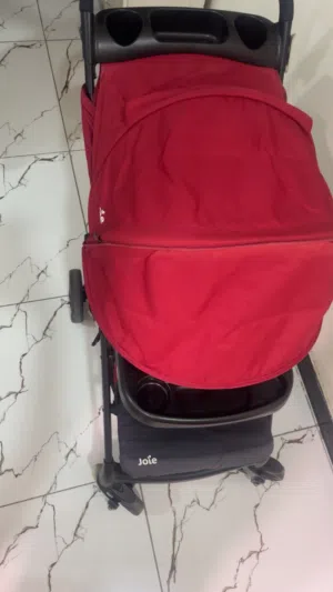 عربانة ماركة جوي