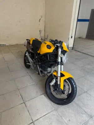 Ducati Monster 696 2014