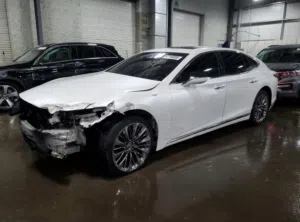Used Lexus LS in Muscat