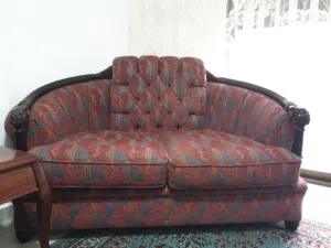 كنبة مزدوجة فخمة بحالة الجديده