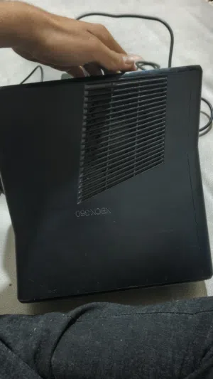 سلام عليكم إكس بوكس 360 للبيع