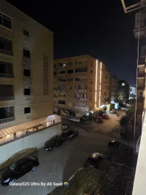 للبيع 175متر واجهه بحررري بالكامل كلها علي الشارع