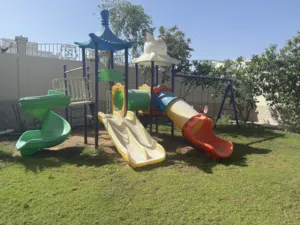 مرجوحة اطفال خارجيه مع 3 مراجيح للحديقه الخارجيه