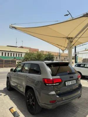 Used Jeep Grand Cherokee in Basra