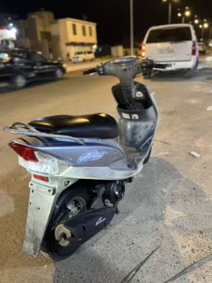 ماكس قجمه كفاله عامه صارله شهر ونص من طالعه من الرمبه مكينه مامفتوحه بوشه بلاديه 49 ختم واحد كله و.