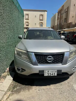 للبيع نيسان استخدام سيده