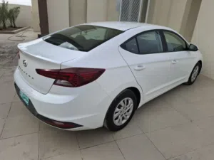 للبيع إلنترا  2019 SE
