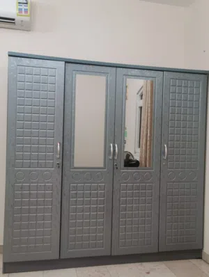 4 door cupboard