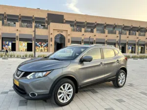Used Nissan Rogue in Al Batinah