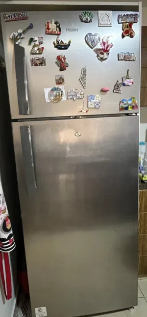 ثلاجة HAIER بحالة الوكالة