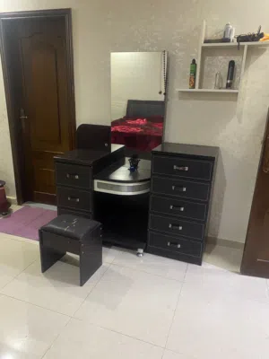 غرفة نوم للبيع