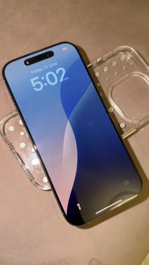 iPhone 16 pro 256 clean