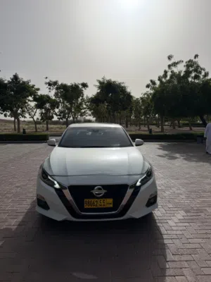 Used Nissan Altima in Muscat
