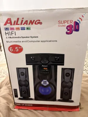 سبيكرا متع شاشه وتمشي حتى هكي