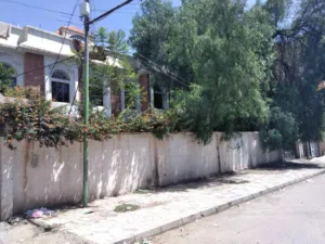 للبيع فلة بحي راقي جدا بجانب جمع الخدمات التجارية للبيع