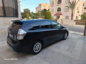 تويوتا بريوس بلس 7 جيد Toyota prius plus بحالة الوكالة 7 مقاعد موديل 2013