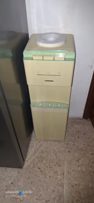 كولر ماء حامي بارد