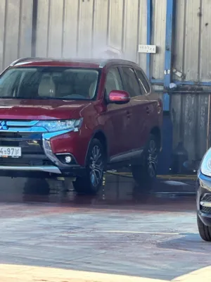 متسوبشي-جيب-اوتلاندر-البيع