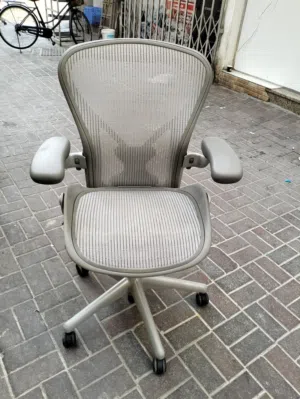 Herman Miller Aron for sale