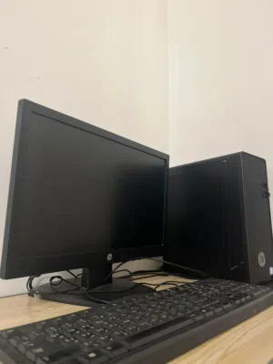 Windows HP  Computers  for sale  in Al Dakhiliya