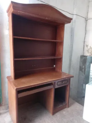 مكتب دراسي متين جدا طبربور